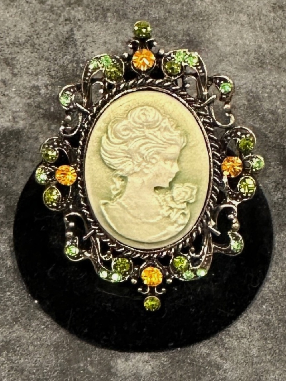 Cameo With Light Green & Orange Rhinestones Elastic Band Ring Size 9